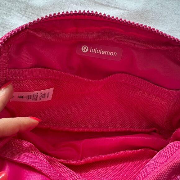 Lululemon belt bag , New With Tags Pink Fanny Bag - Picture 6 of 8